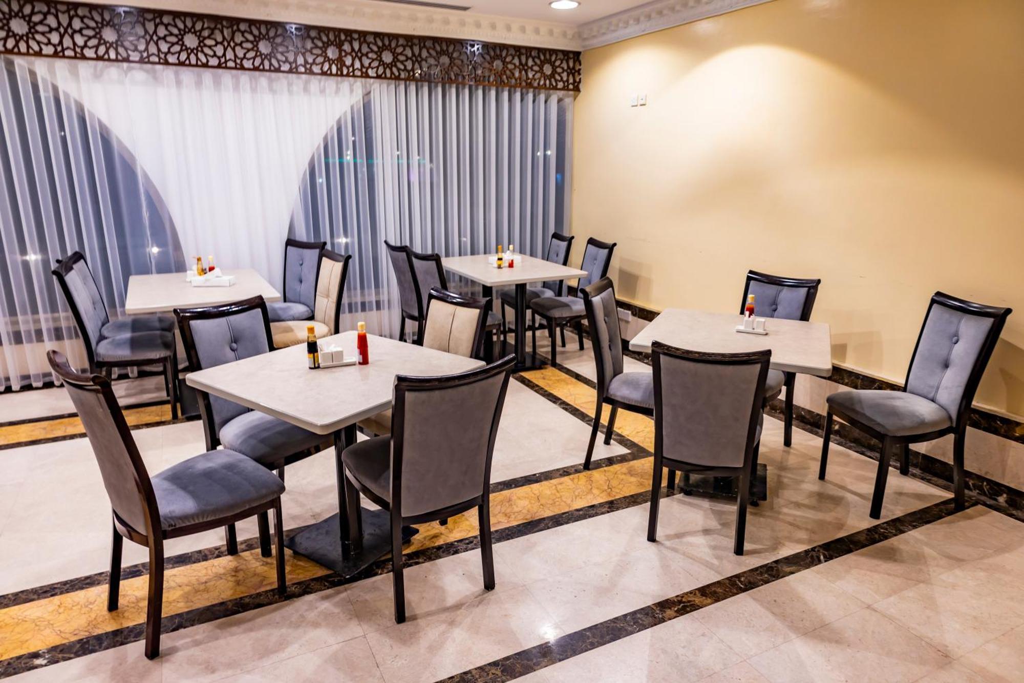 Mokhtara International Hotel 3*